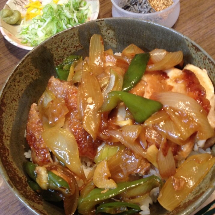 二度美味しい！がっつり食べたい甘辛だれの鶏めし丼